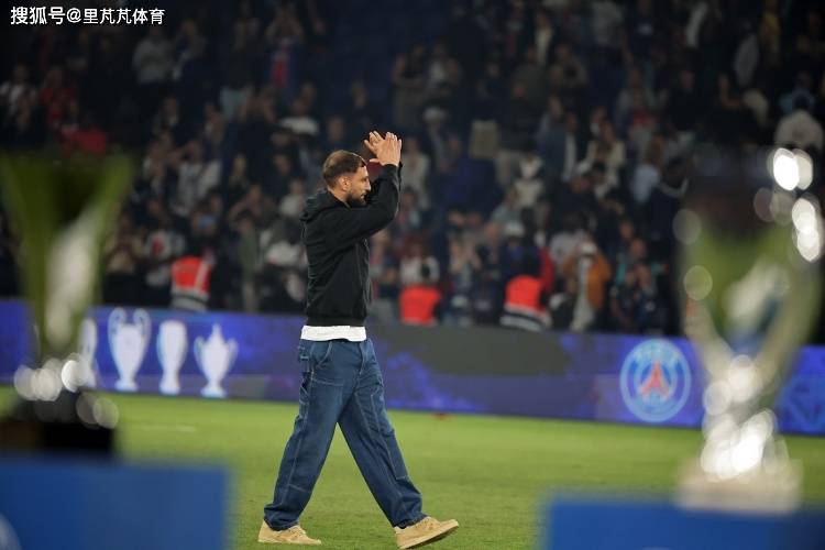 一日英超动向：曼城签约“第一门将”，加纳乔彻底与俱乐部决裂