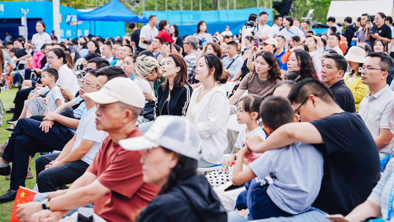 2025年国际攀联世界杯攀岩赛（中国贵阳）开幕