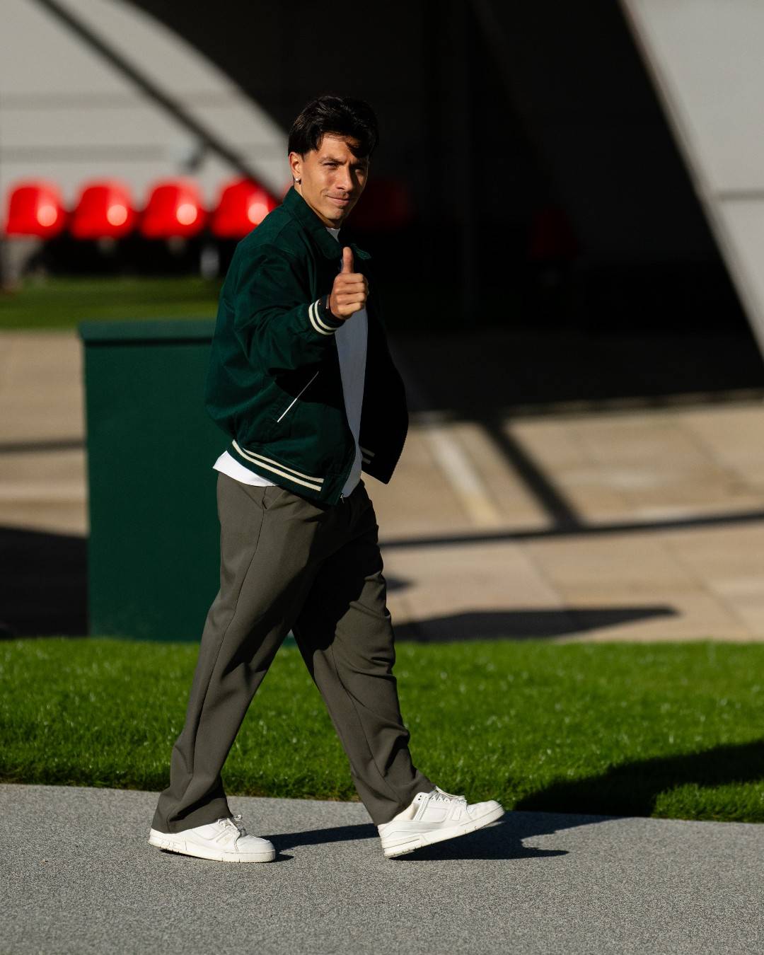 利马转会巴萨传闻起源揭晓，曼联准备与之续约！齐尔克泽面临考验