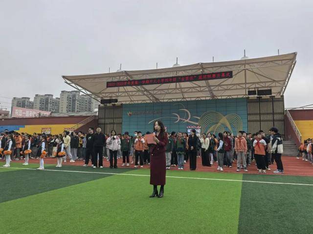 未央区开元小学四年级校园篮球赛开赛啦