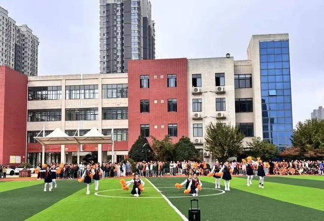 未央区开元小学四年级校园篮球赛开赛啦