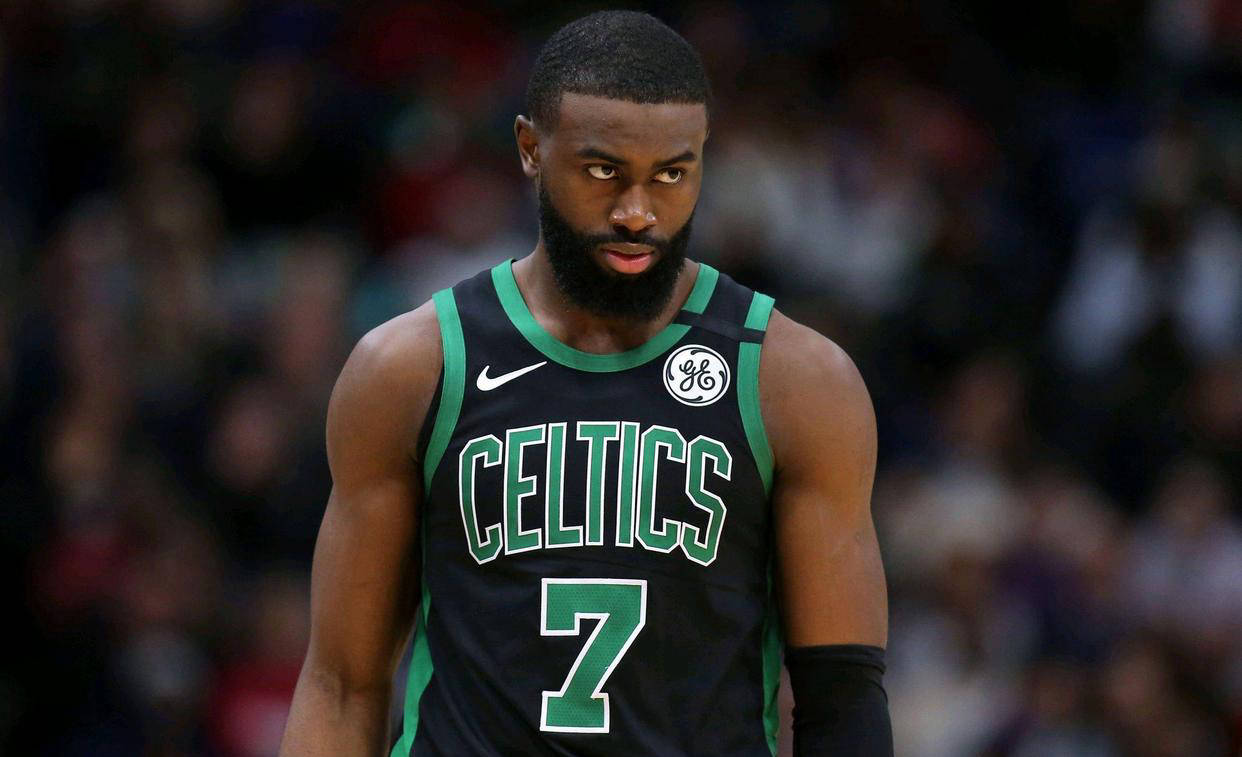 杰伦・布朗带领波士顿凯尔特人迎接新赛季挑战